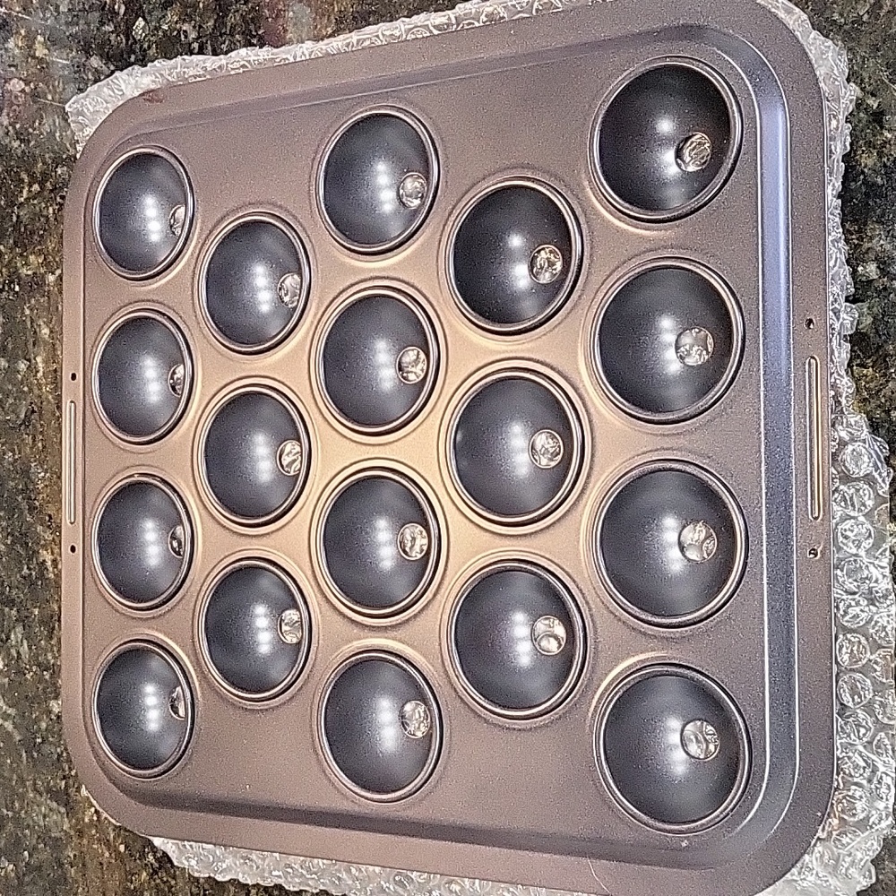 NWOT Set of 2  Original Cake Pops Baking Pan Mold 18 ct Batch Teflon Non-stick